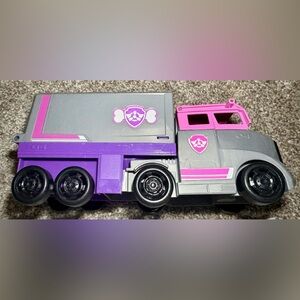 Paw Patrol big truck pup skye. Complete. Very good condition.